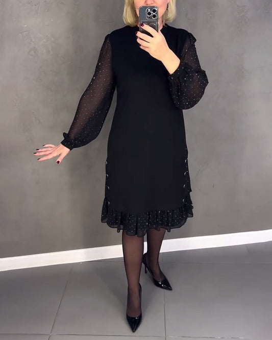 PETRA I STILVOLLES LANGÄRMLIGES KLEID