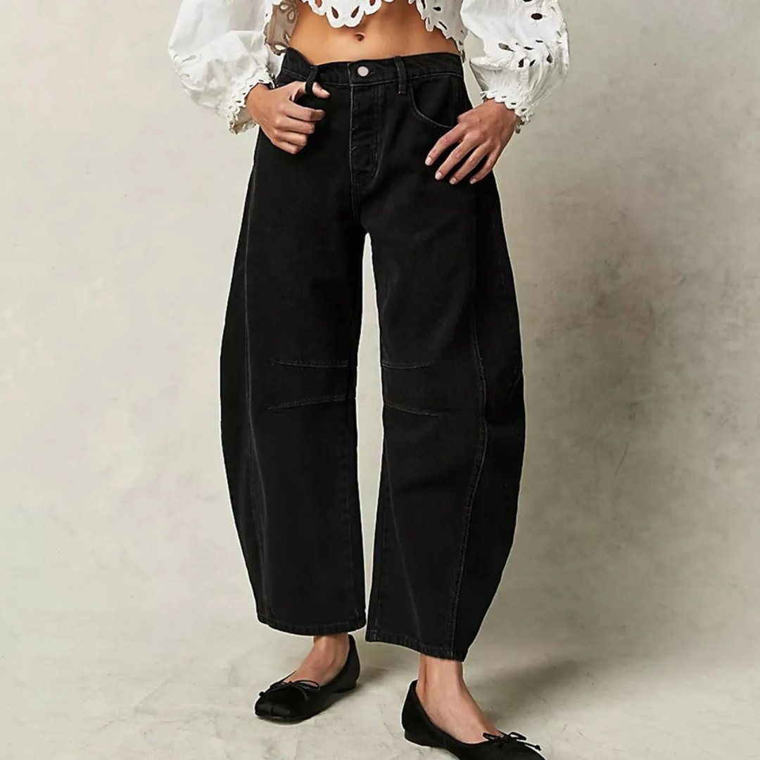LISA I JEANS MIT WEITEM BEIN
