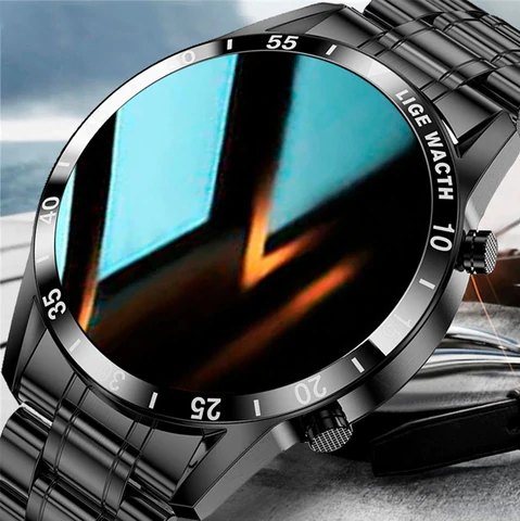 KONRAD I LUXURIÖSE SMARTWATCH