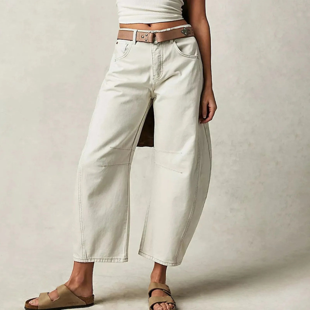 LISA I JEANS MIT WEITEM BEIN