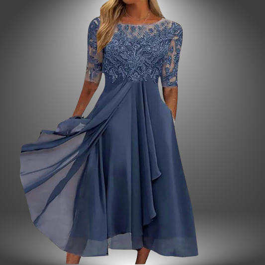 Alisa | Elegantes, handgefertigtes Spitzenkleid