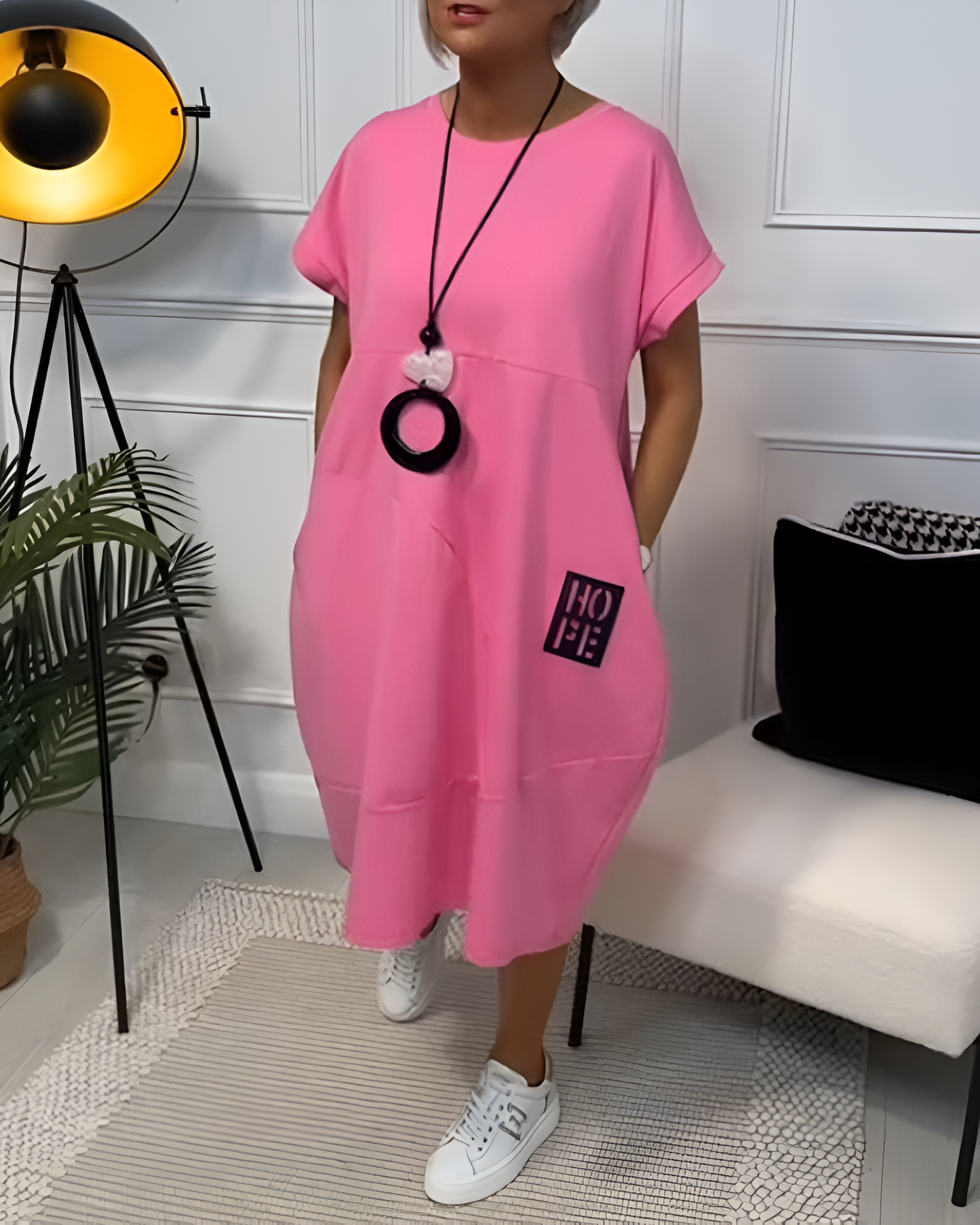 GRETE I MODISCHES MIDIKLEID
