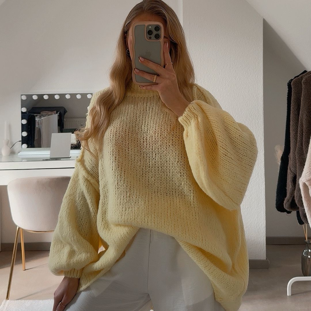 NORA I ÜBERGRÖßER STRICKPULLOVER