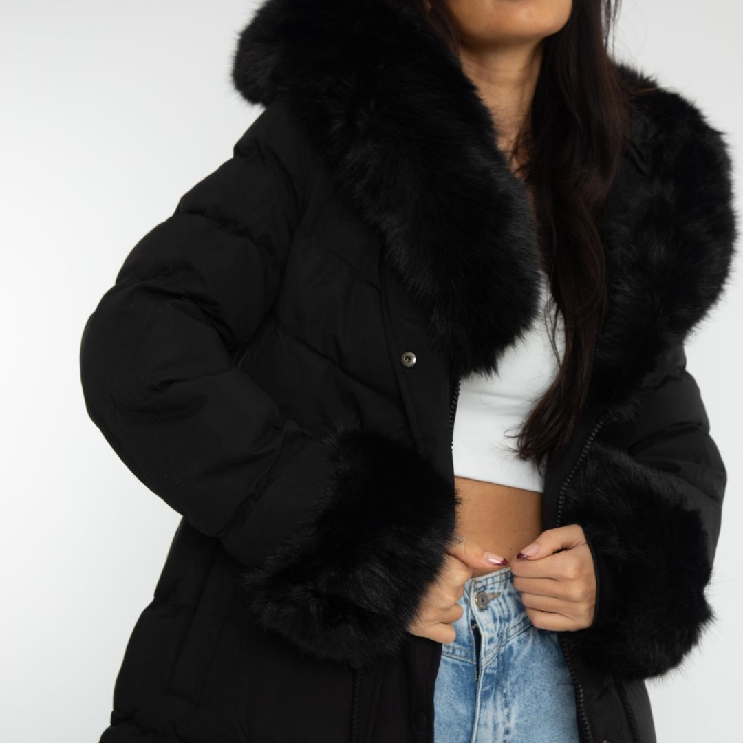 KAROLINA I STYLISCHER WINTERMANTEL