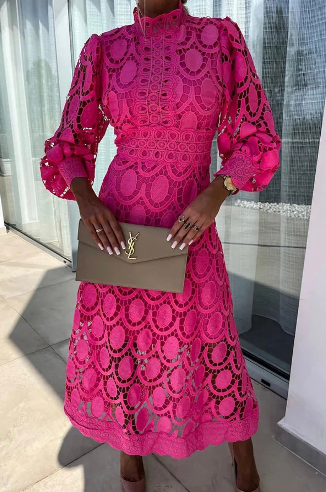 TABEA I LÄSSIGES LANGÄRMELIGES MIDIKLEID