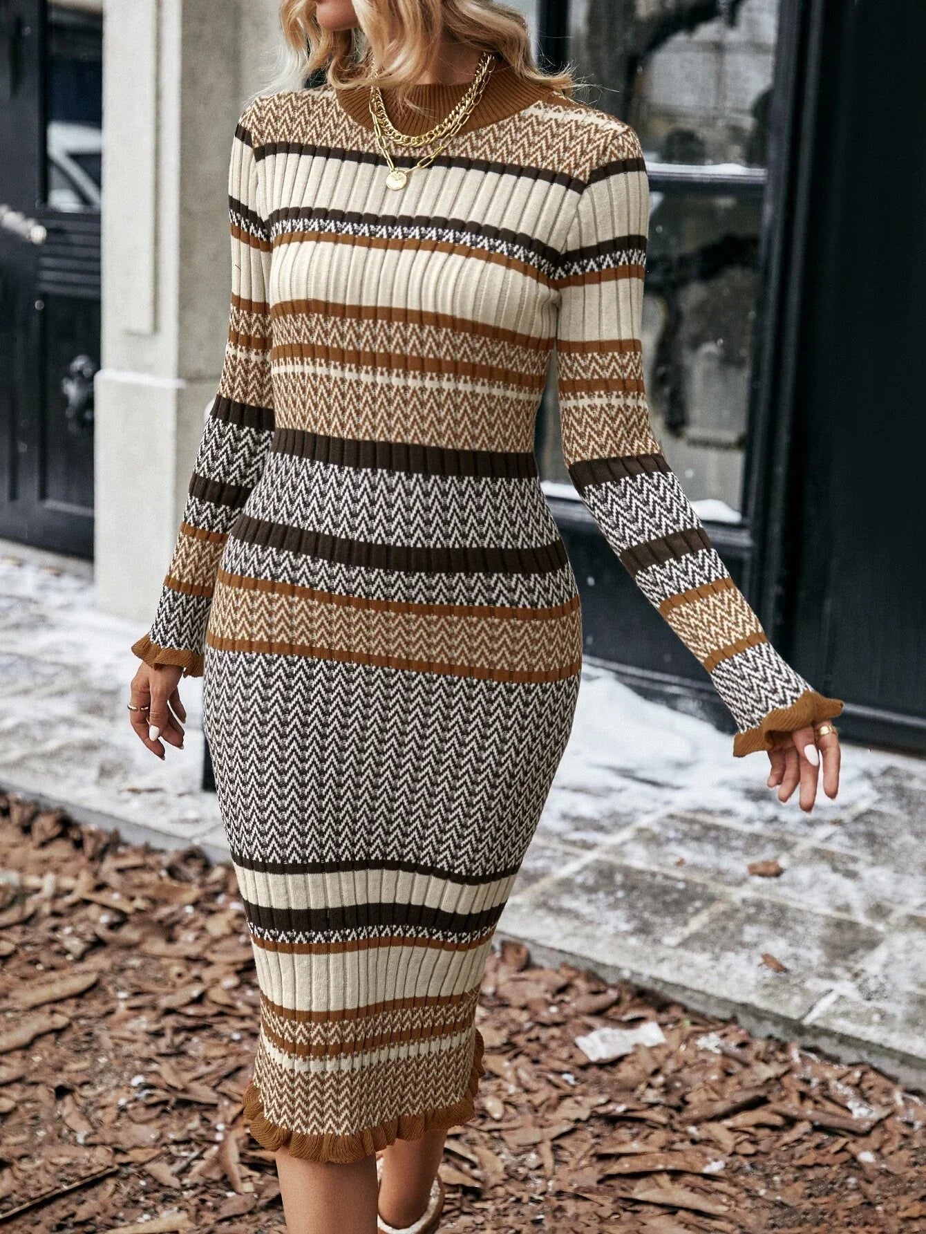 FIORA I ELEGANTES STRICKPULLOVER-KLEID