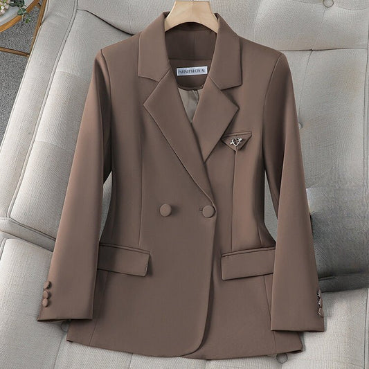 HELMWIGE I LÄSSIGER KRAGEN-BLAZER