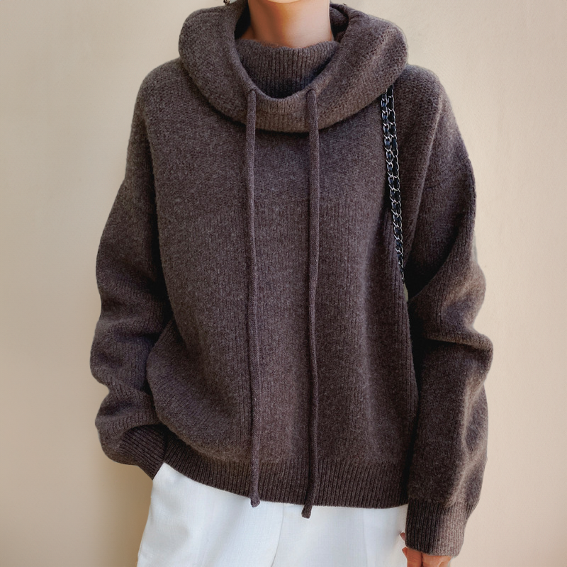 ISLA I LÄSSIGER ROLLKRAGENPULLOVER