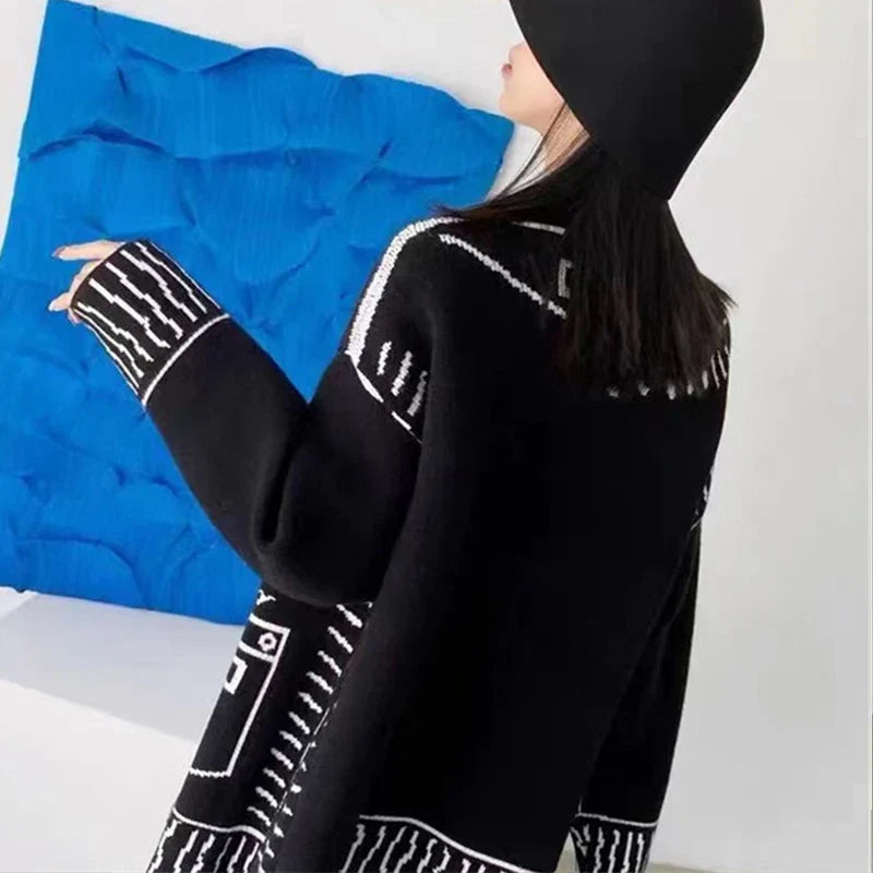 RIANNE I STILVOLLE ÜBERGRÖSSE STRICKJACKE