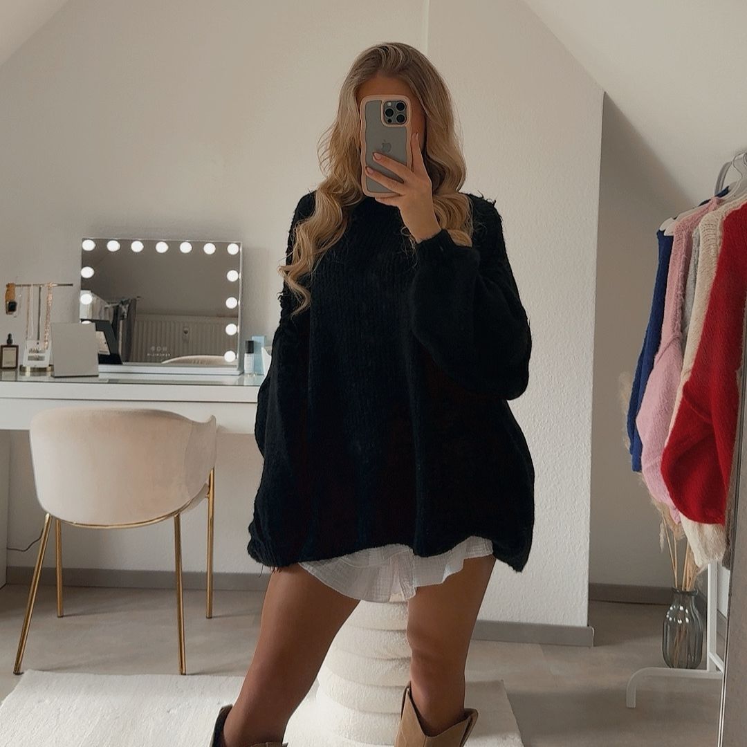 NORA I ÜBERGRÖßER STRICKPULLOVER