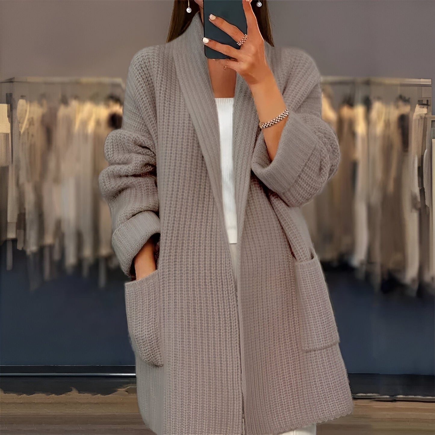 EMERY I LÄSSIGE STRICKJACKE