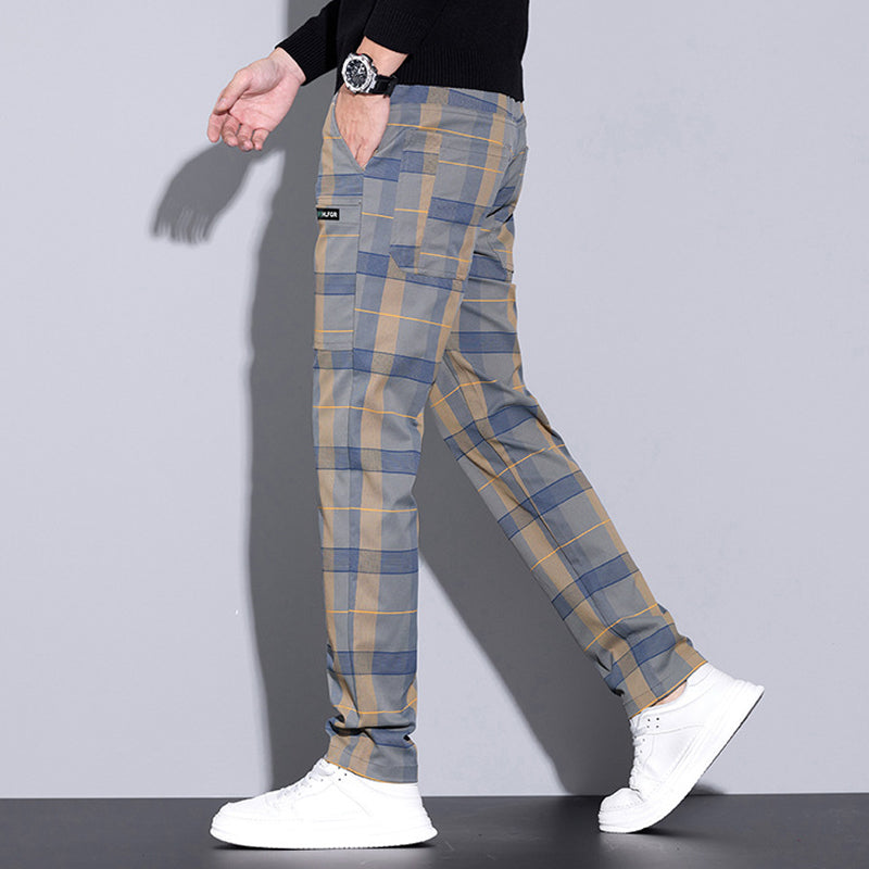 DORIAN I KARIERTE HOSEN