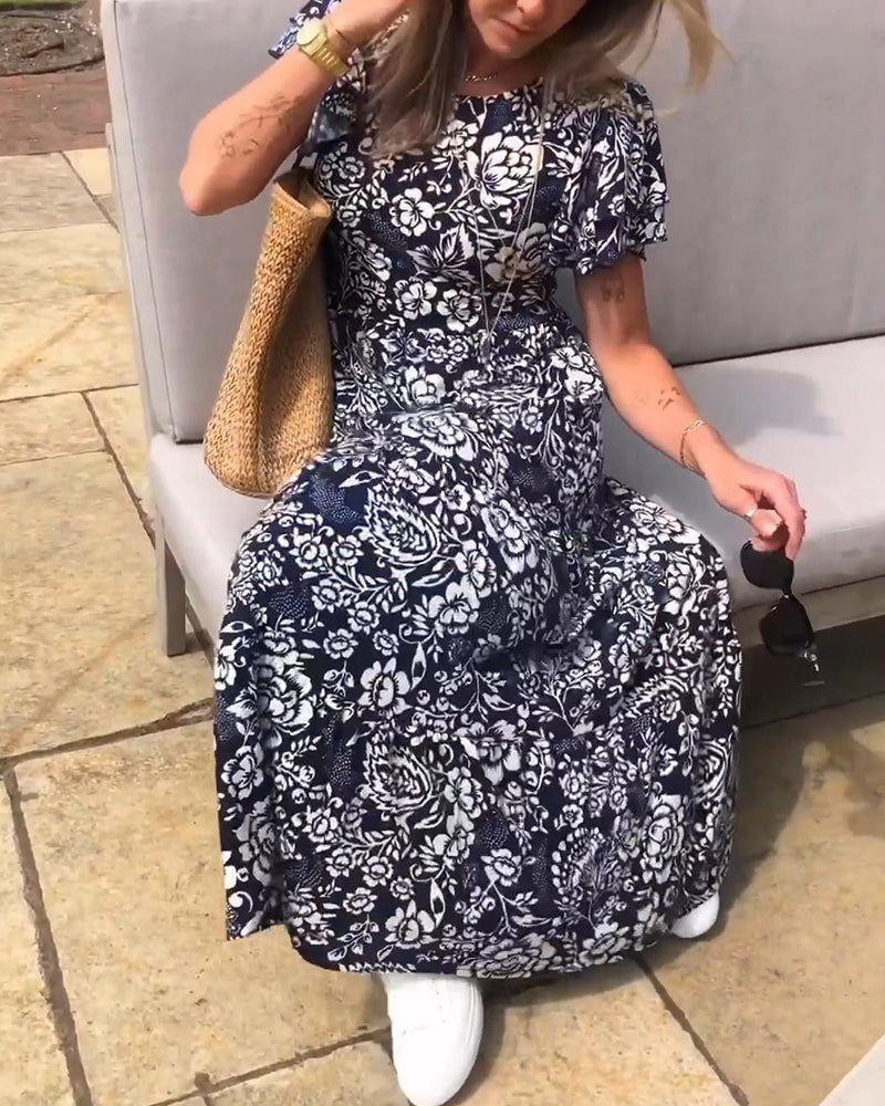 Jasmin - Blumenmuster-Kleid mit kurzen Ärmeln