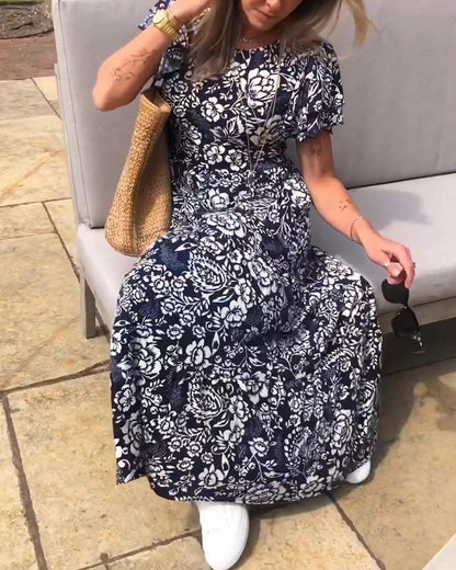 Jasmin - Blumenmuster-Kleid mit kurzen Ärmeln