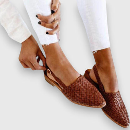 IRMENTRAUD I ELEGANTE GEWEBTE SANDALEN