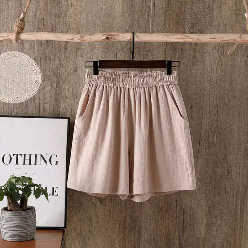 MAGNHILD I LÄSSIGE DEHNBARE SHORTS