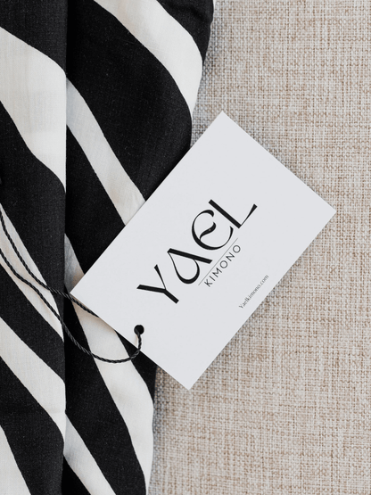 TABEAA I MAXIKLEID MIT ZEBRAMUSTER