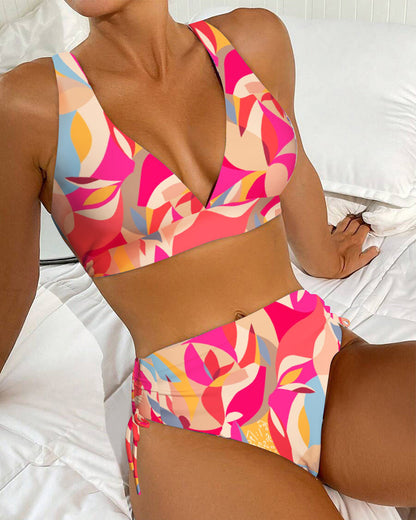 QUERINA I STYLISCHER DRUCK-BIKINI