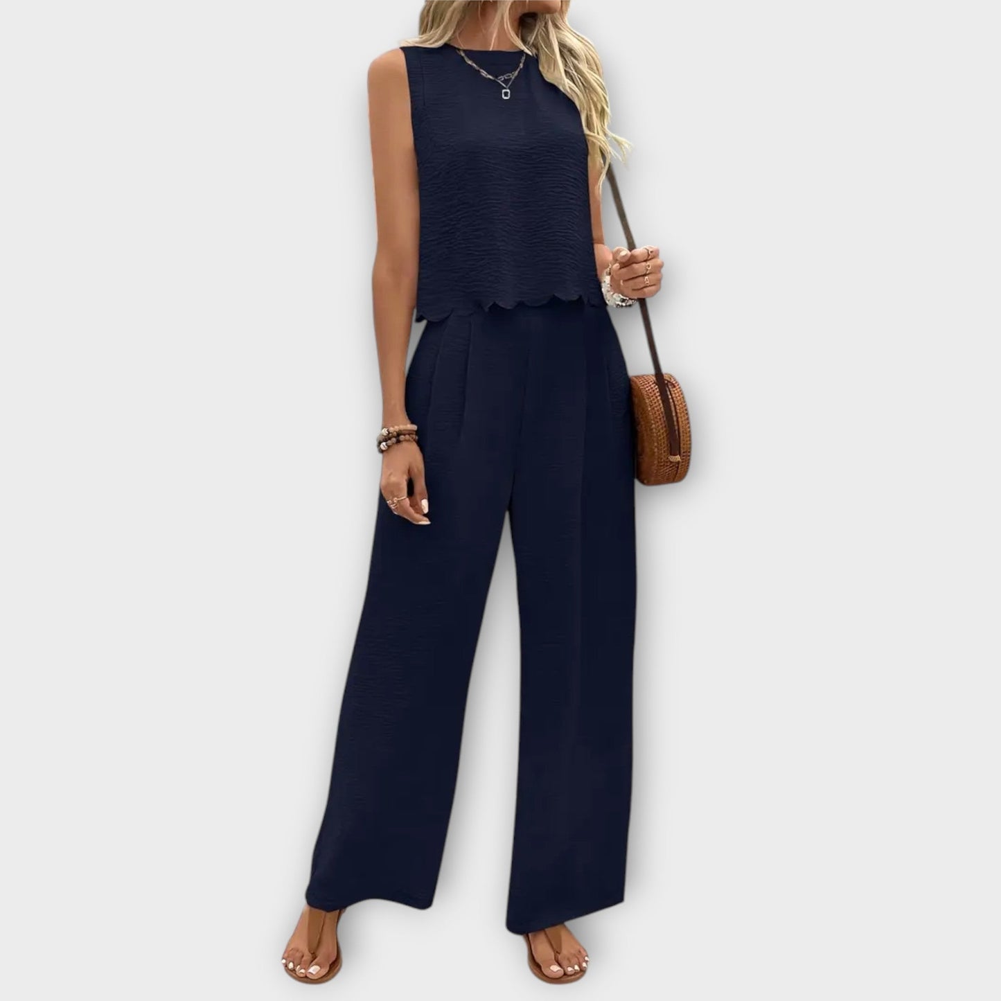 BRUNHILD I BEQUEMES SOMMER SET