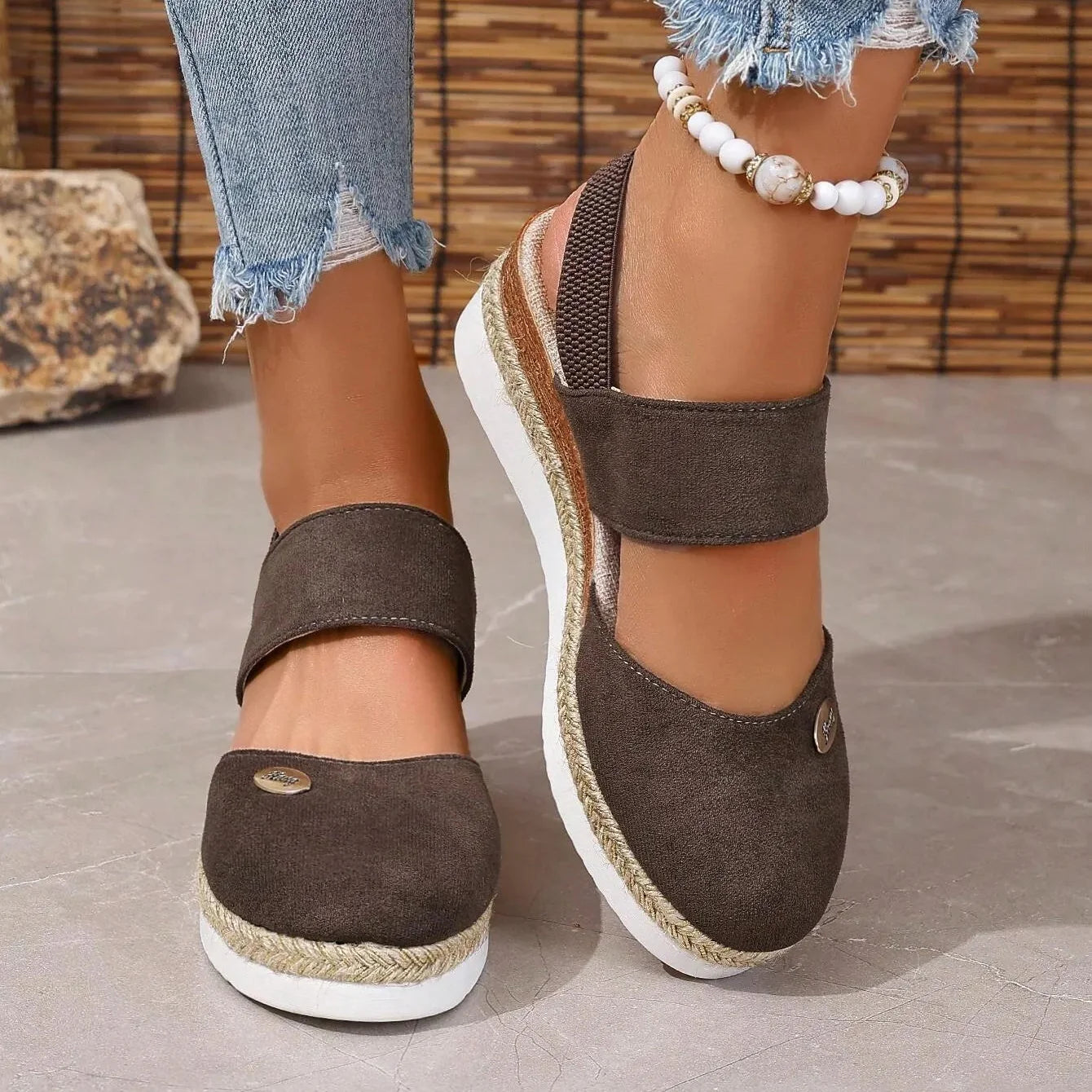 MAIKA I STILVOLLE ORTHOPÄDISCHE SANDALEN