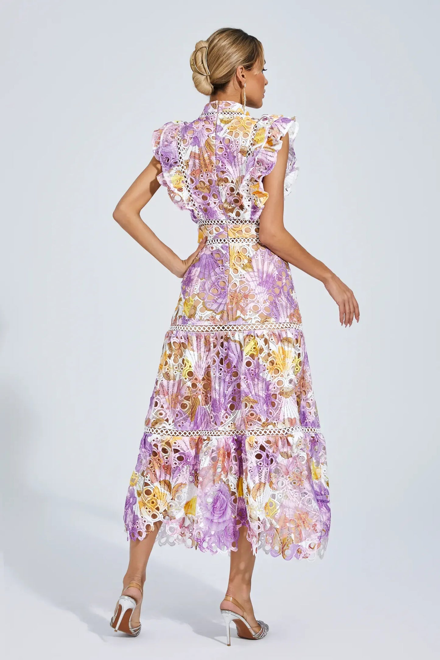 VALESCA I MODISCHES MIDIKLEID