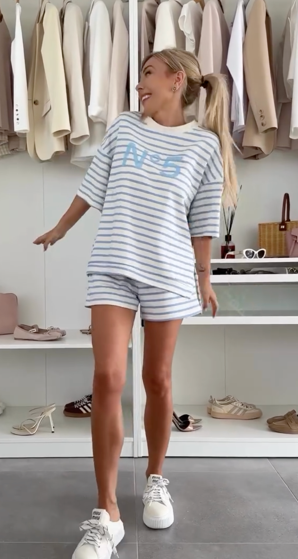 ALEYA I KLASSISCHES OBERTEIL & SHORTSET