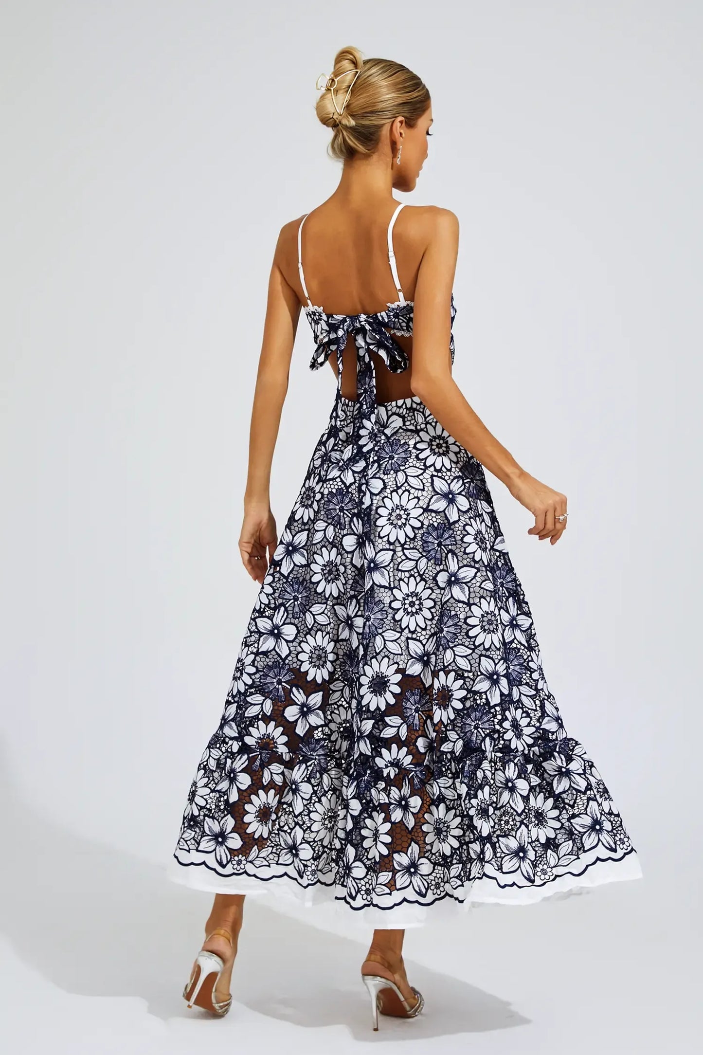 MELANIE I GEBLÜMTES MIDIKLEID