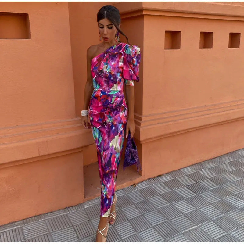 ALWINA I EIN-SCHULTER-MIDIKLEID