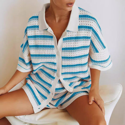 HANELE I GESTREIFTES STRICK-SET MIT KNOPFLEISTE