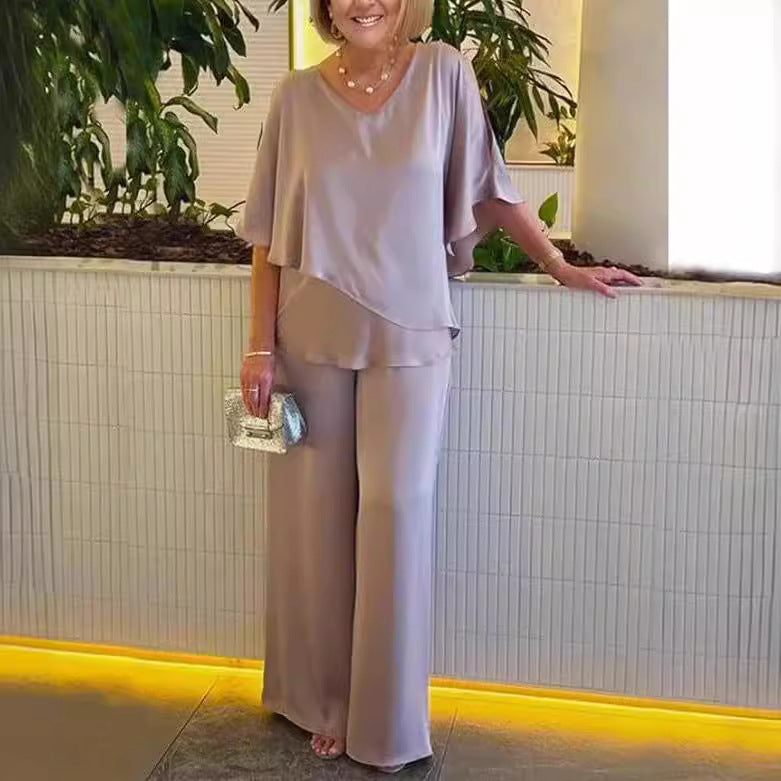 EILTRUD I BEQUEMES SET AUS OBERTEIL UND HOSE