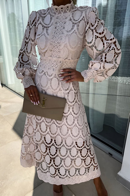 ELFRIEDE I TRENDIGES SPITZENKLEID