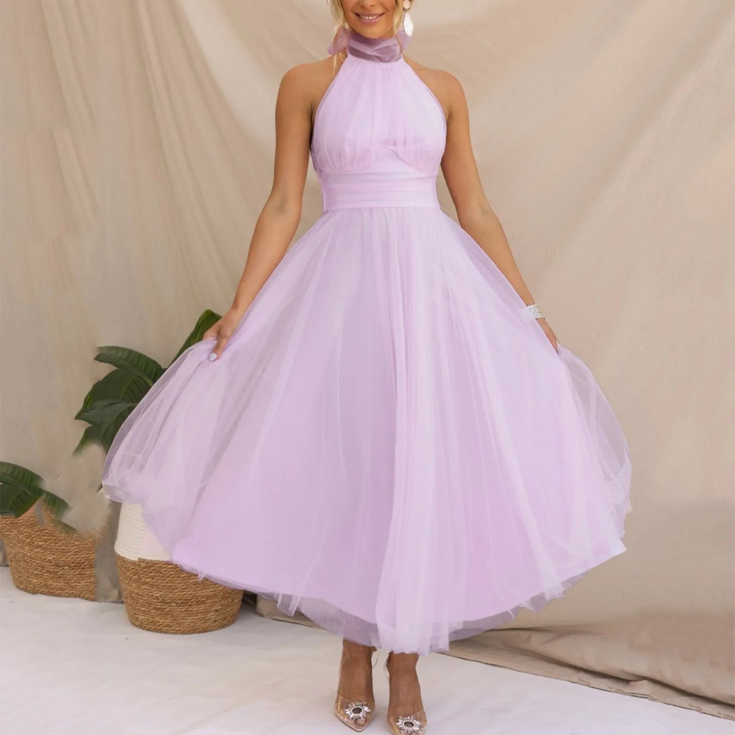 DRUDA I ELEGANTES ÄRMELLOSES KLEID