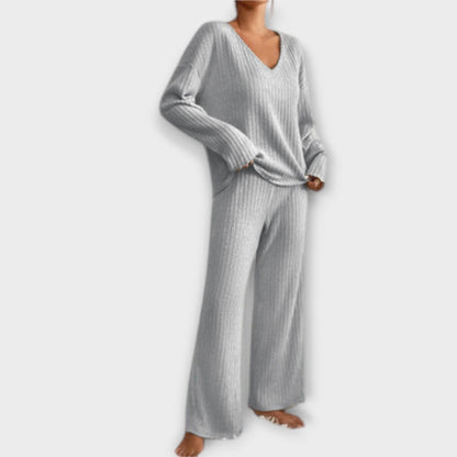 ELSWITHA I KLASSISCH GESTRICKTES SET