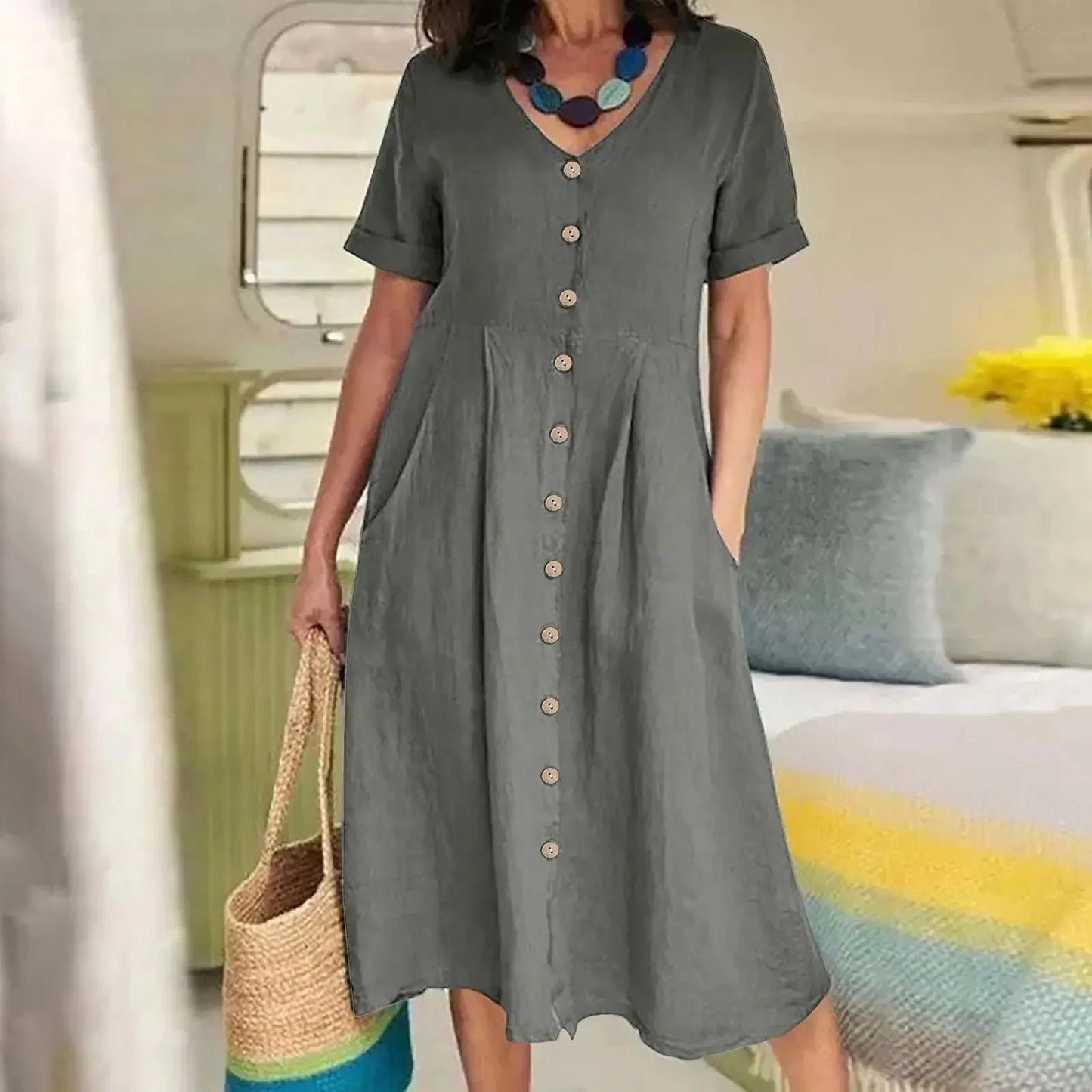 LUTTRAUD I BEQUEMES BUTTON-DOWN-KLEID