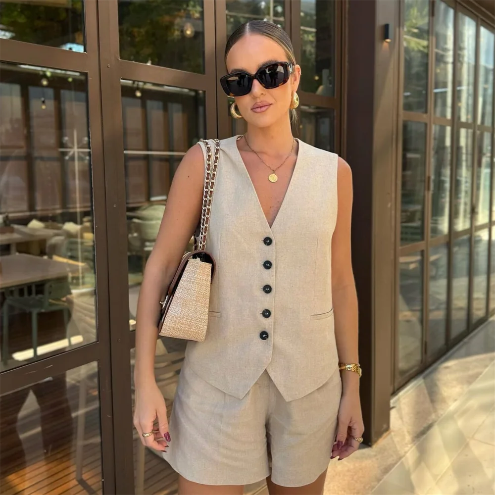 HERTHA I KLASSISCHES SET AUS WESTE UND SHORTS