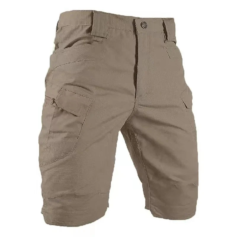 JADNER I LÄSSIGE CARGOSHORTS