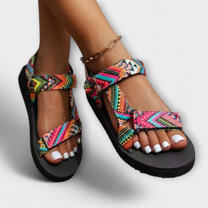 AILRUN I SOMMERLICHE FLACHE SANDALEN