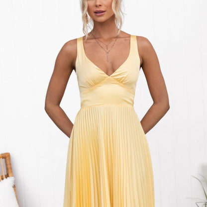 FENNA I PLISSIERTES MAXIKLEID MIT V-AUSSCHNITT