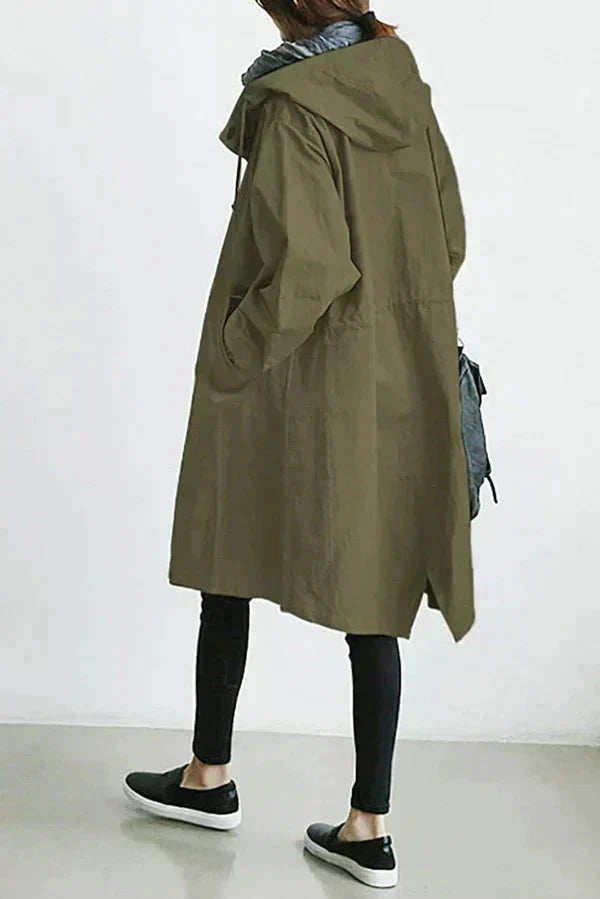 DOROTHEA I STILVOLLER TRENCHCOAT