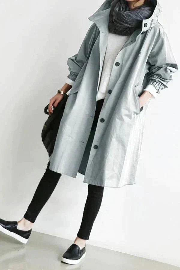 DOROTHEA I STILVOLLER TRENCHCOAT