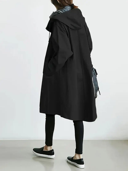 DOROTHEA I STILVOLLER TRENCHCOAT