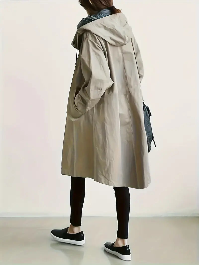 DOROTHEA I STILVOLLER TRENCHCOAT