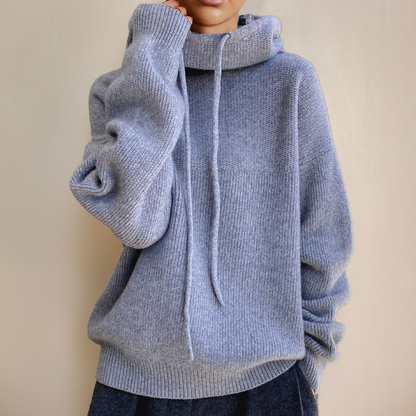 ISLA I LÄSSIGER ROLLKRAGENPULLOVER
