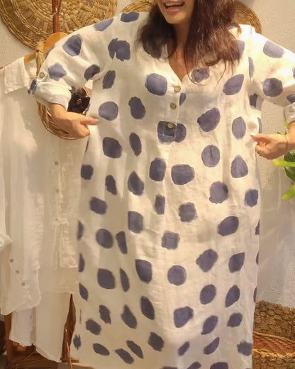 ALYSSA I LANGÄRMELIGES KLEID MIT TUPFEN