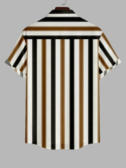 Das Rowan Blackwell – Gestreifte Button-Up-Hemd & Unifarbene Shorts in Dunkelkaffee