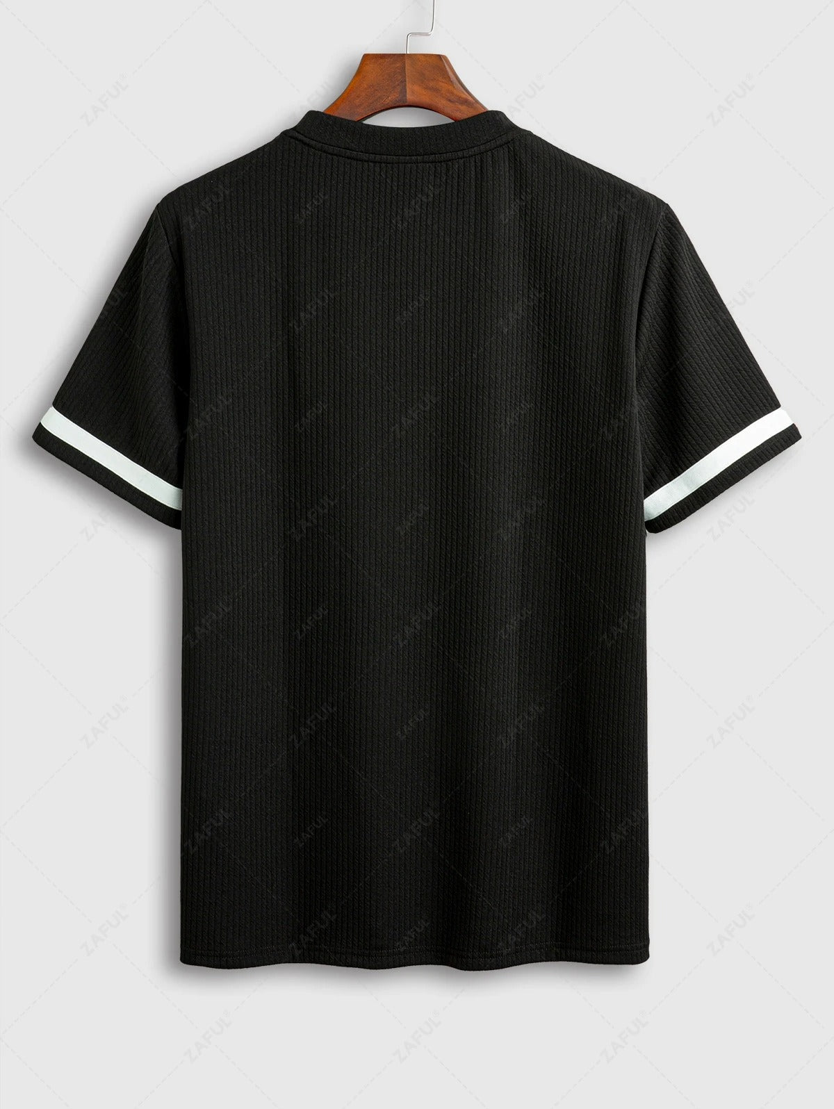 Die Mercer Ellison – Jacquard Patch T-Shirt & Shorts mit Kordelzug in Schwarz