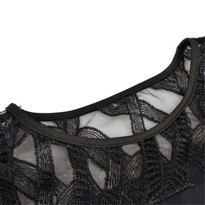 FRIGGA I LUXURIÖSES MIDIKLEID