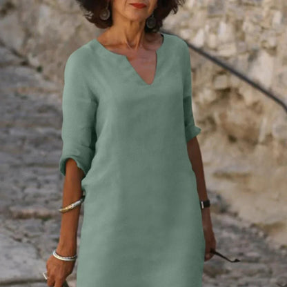 LENIA I LÄSSIGES LEINENKLEID