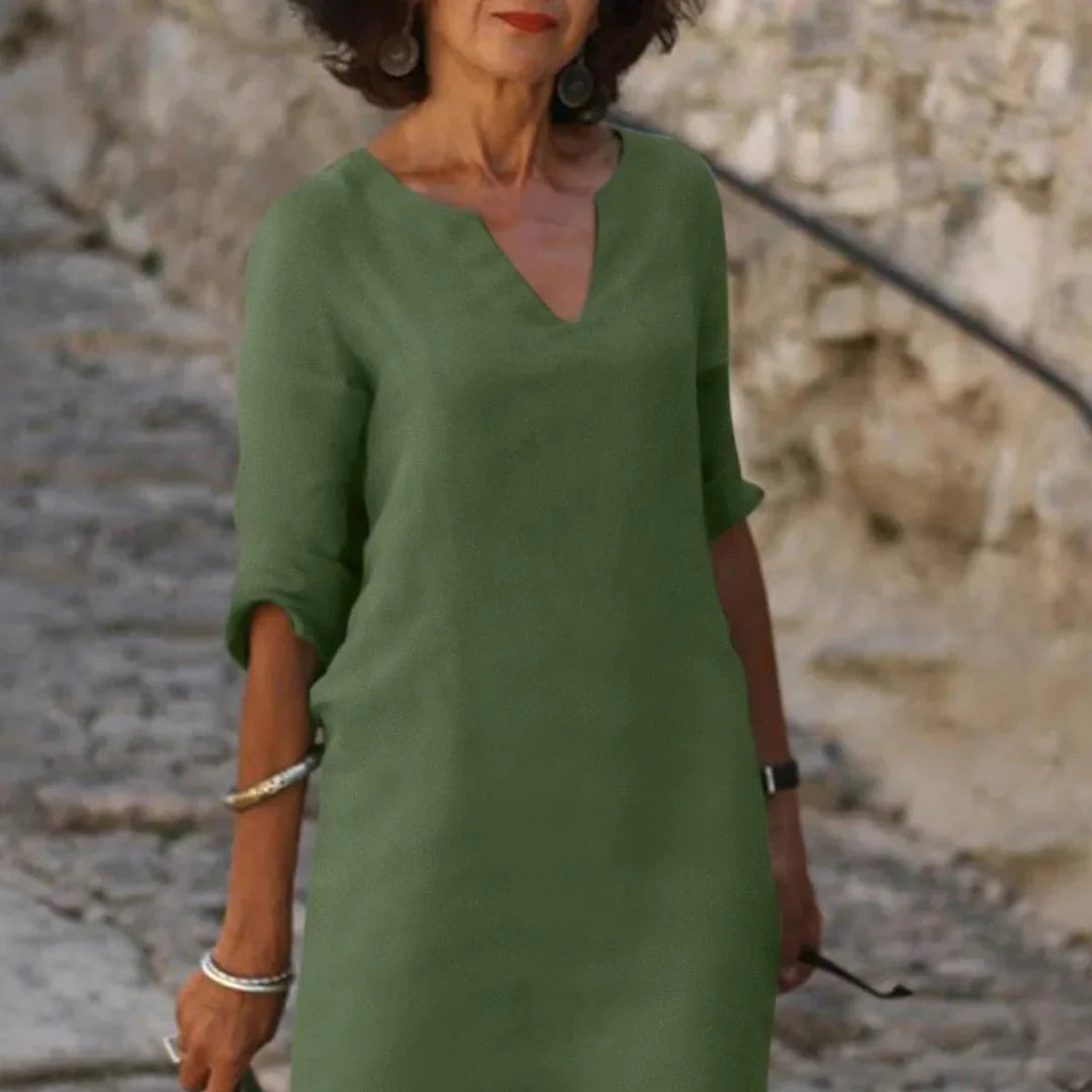 LENIA I LÄSSIGES LEINENKLEID