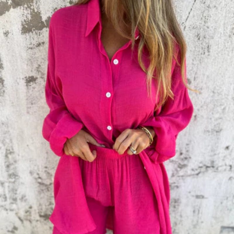 GARDIS I BEQUEMES SET AUS TOP UND SHORTS